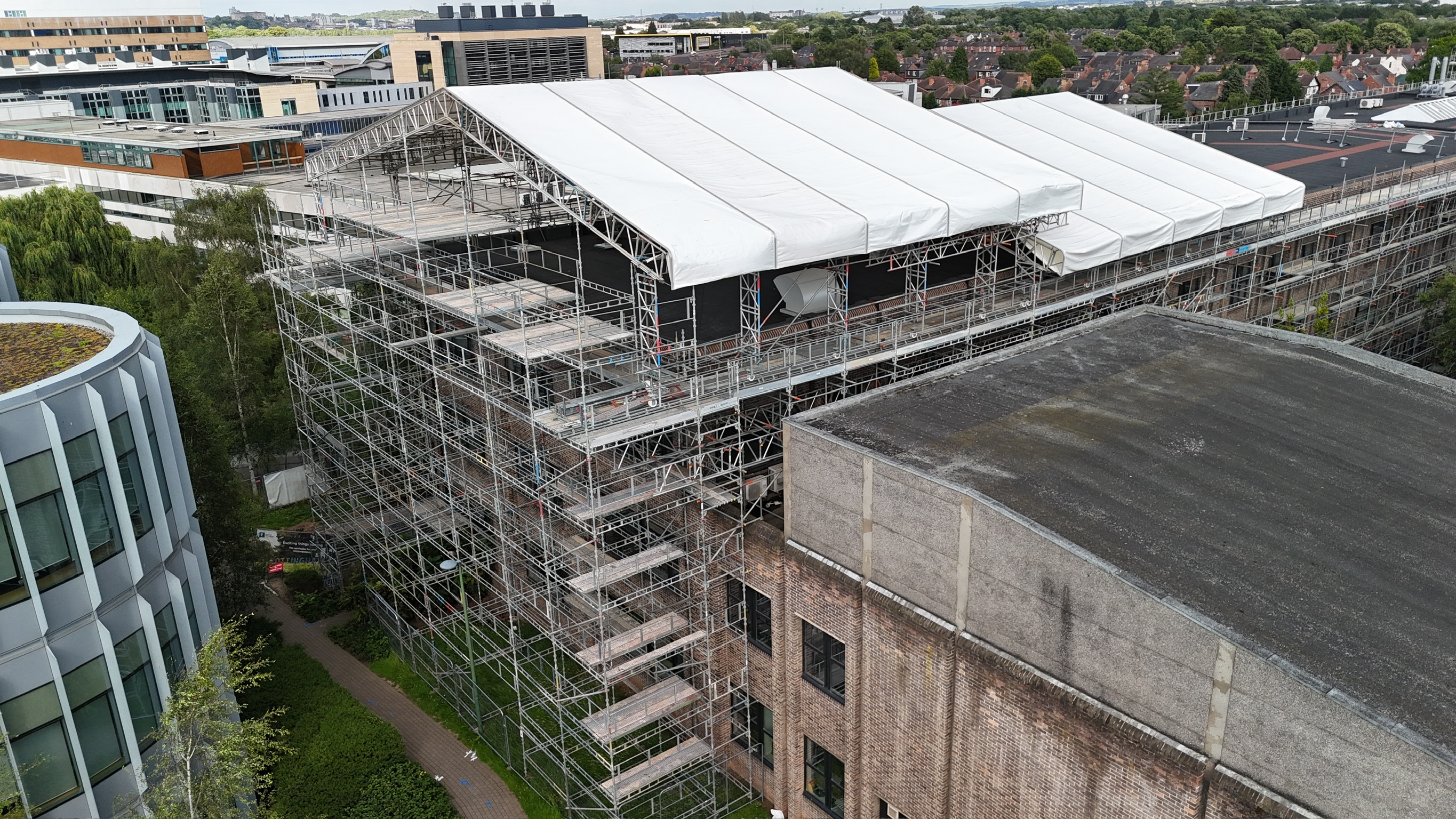 HAKI Temporary Roof